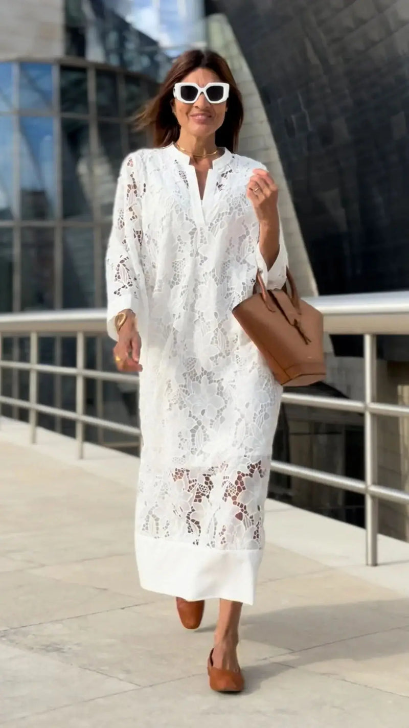 Vestido Midi em Renda